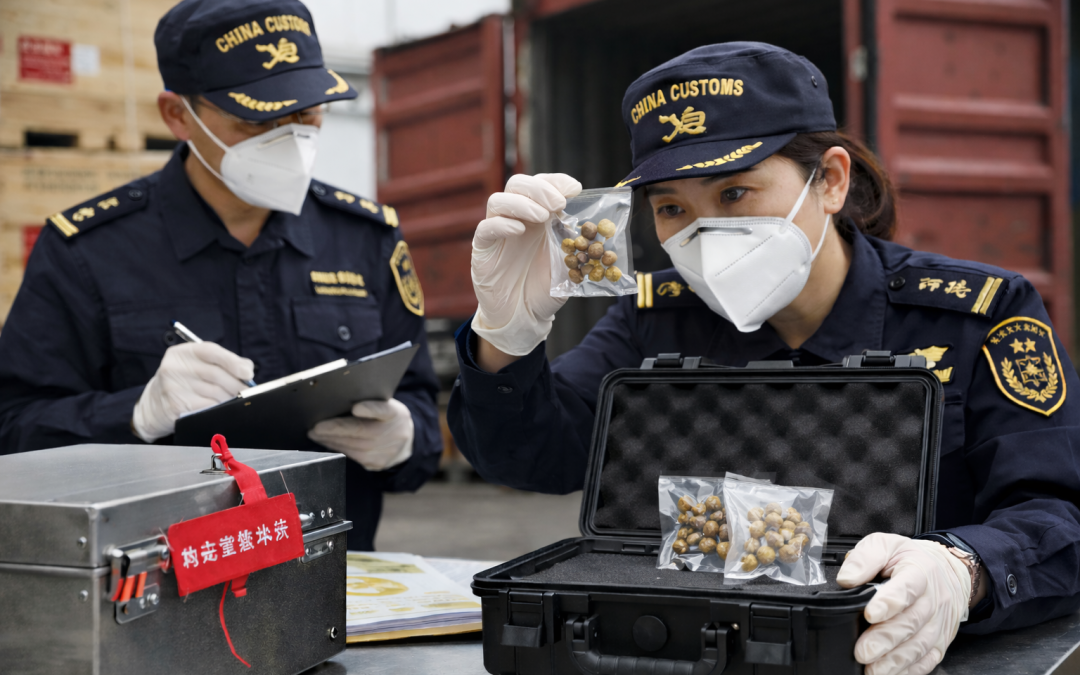 Pekín pone a prueba la apertura de un ingrediente estratégico